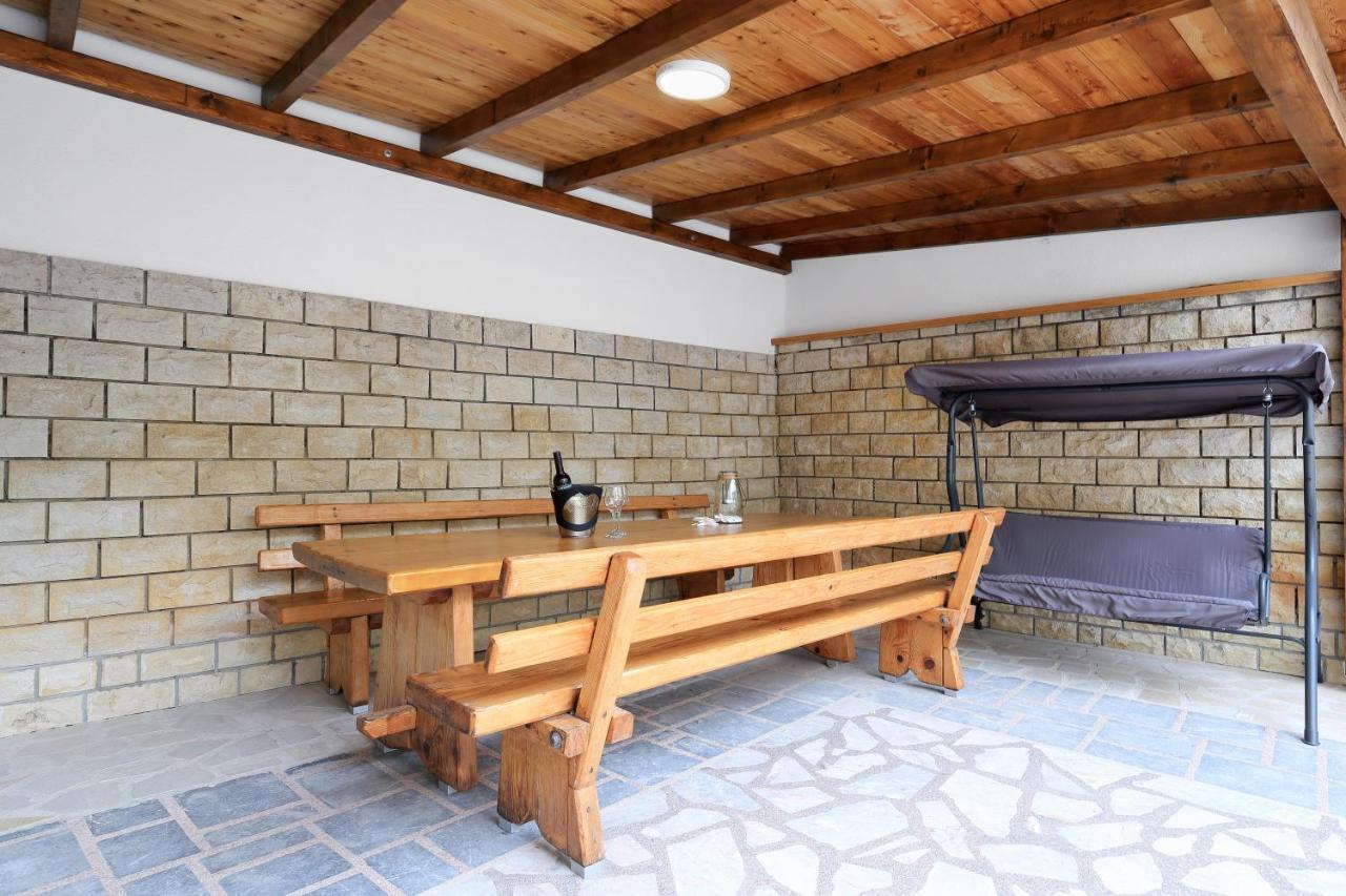 Apartman Don Pag Town Esterno foto